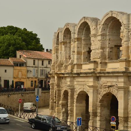 Aux Pieds Des Arenes Leilighet Arles Eksteriør bilde