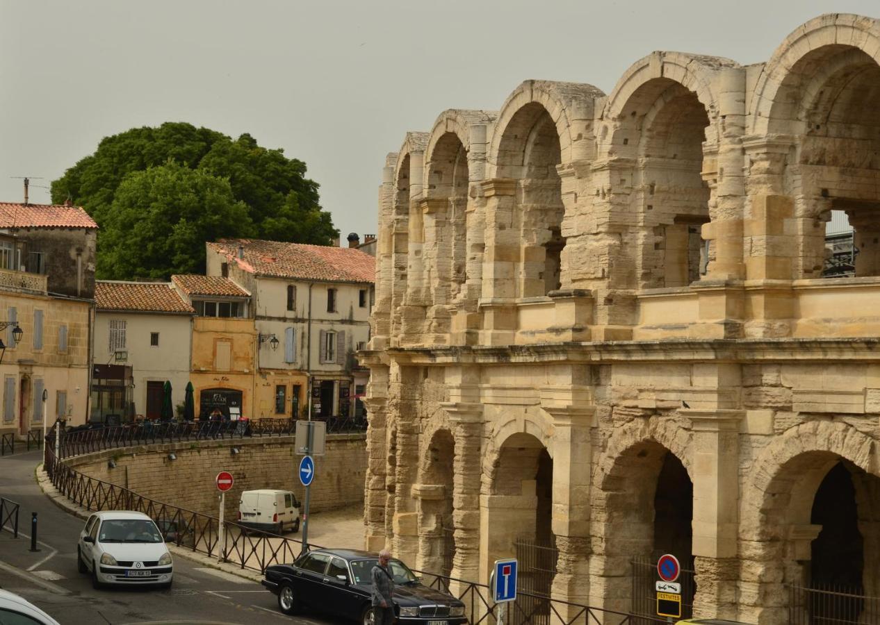 Aux Pieds Des Arenes Leilighet Arles Eksteriør bilde