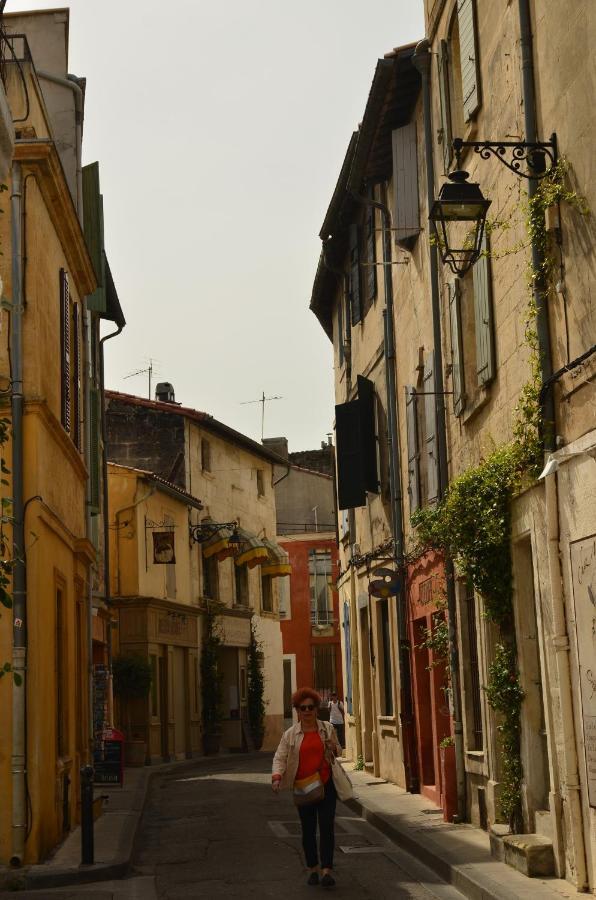 Aux Pieds Des Arenes Leilighet Arles Eksteriør bilde