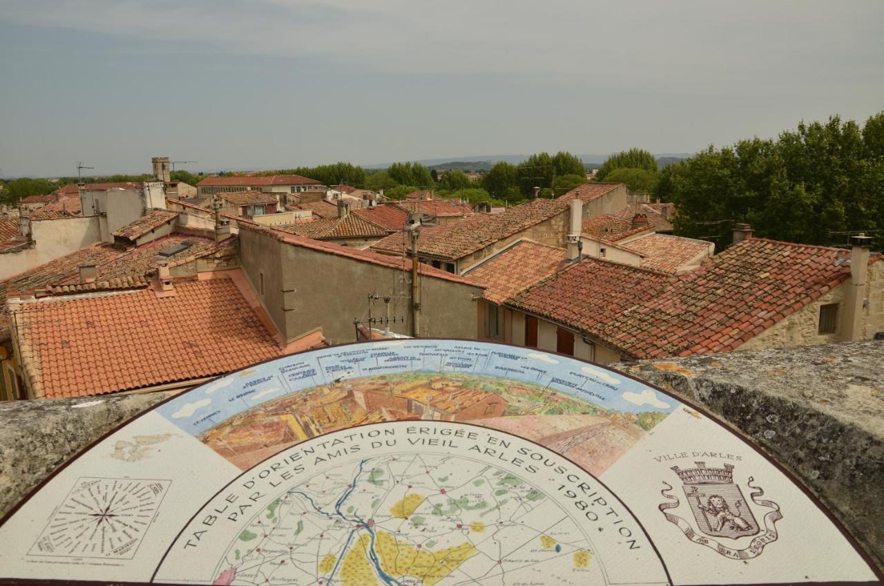 Aux Pieds Des Arenes Leilighet Arles Eksteriør bilde