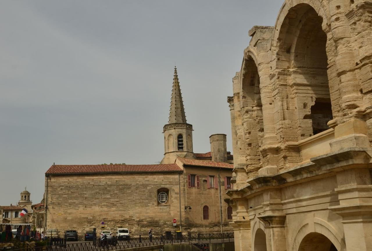 Aux Pieds Des Arenes Leilighet Arles Eksteriør bilde