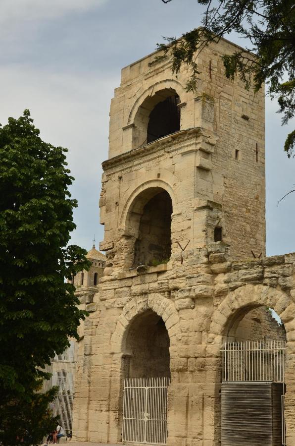 Aux Pieds Des Arenes Leilighet Arles Eksteriør bilde