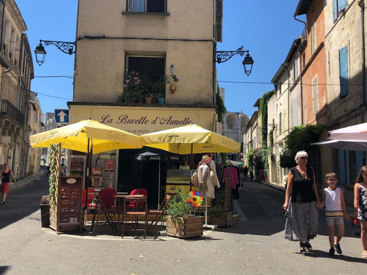 Aux Pieds Des Arenes Leilighet Arles Eksteriør bilde