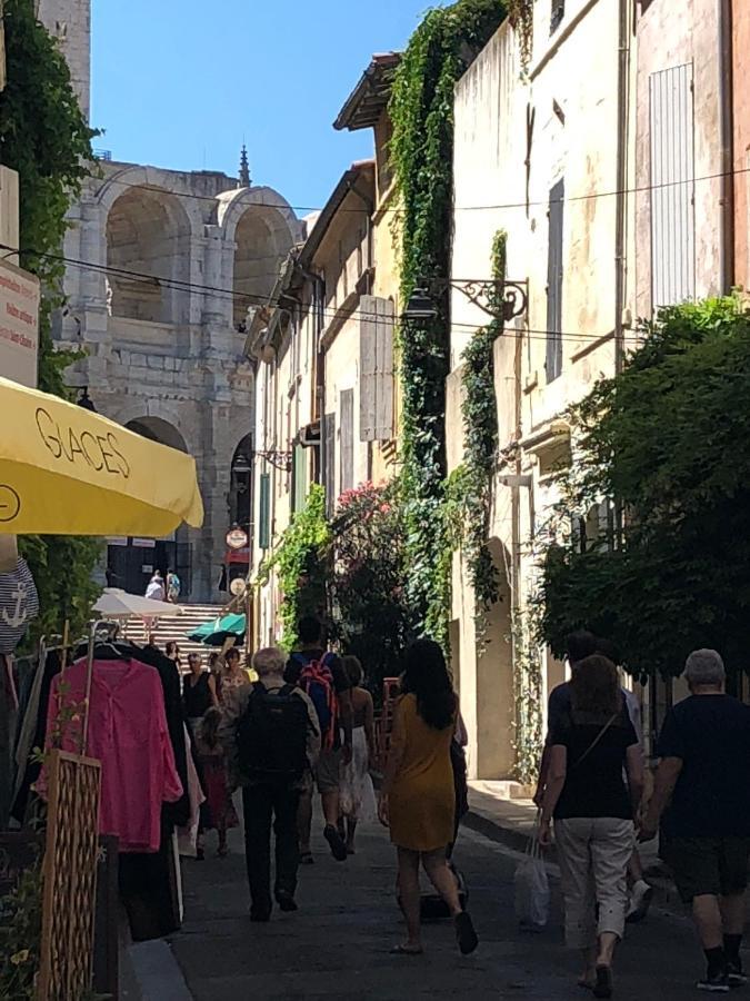 Aux Pieds Des Arenes Leilighet Arles Eksteriør bilde
