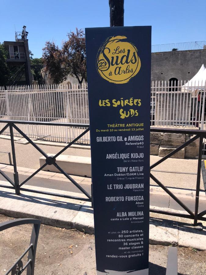 Aux Pieds Des Arenes Leilighet Arles Eksteriør bilde