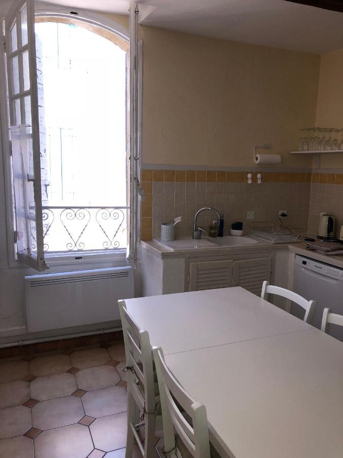 Aux Pieds Des Arenes Leilighet Arles Eksteriør bilde
