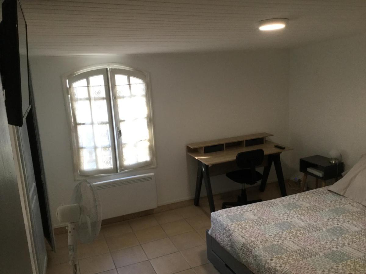 Aux Pieds Des Arenes Leilighet Arles Eksteriør bilde